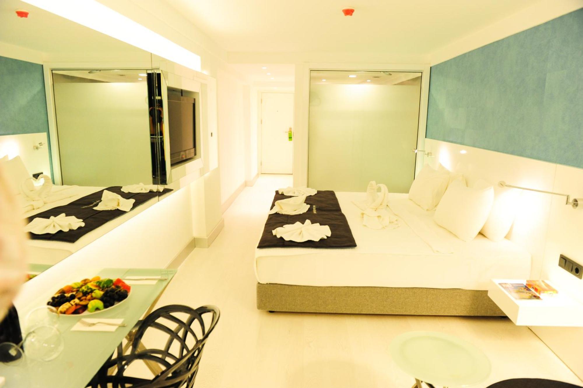 Efe Hotel Kusadası Exteriör bild